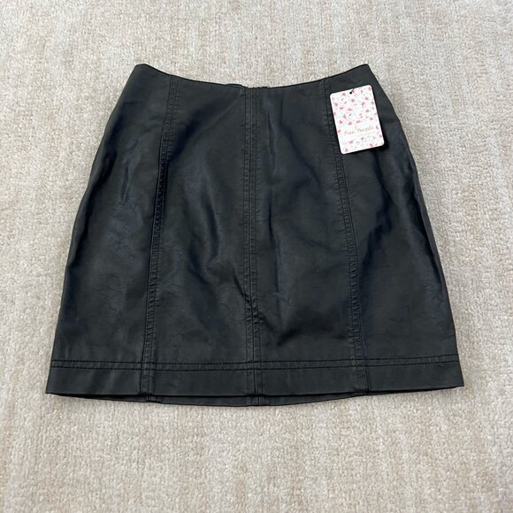 NWT Free People Modern Femme Faux Leather Mini Skirt 0 Black - Picture 1 of 10